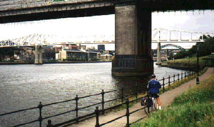 Bron ver floden Tyne
