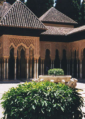 Patio de los Leones